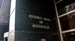 El dólar australiano se mantiene cerca de máximos de dos meses ante expectativas Hawkish del RBA